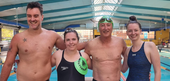 4x100m mixed medley record breaking team